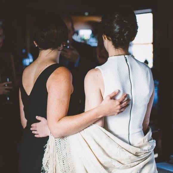 Meet your Posher, Beth - Picture 1 of 1